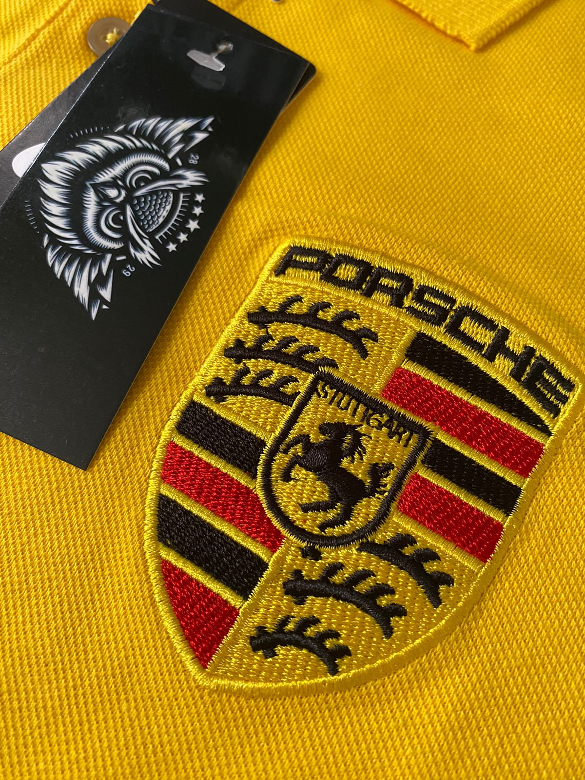 camiseta polo amarilla motres nike porsche para tienda owl (5)