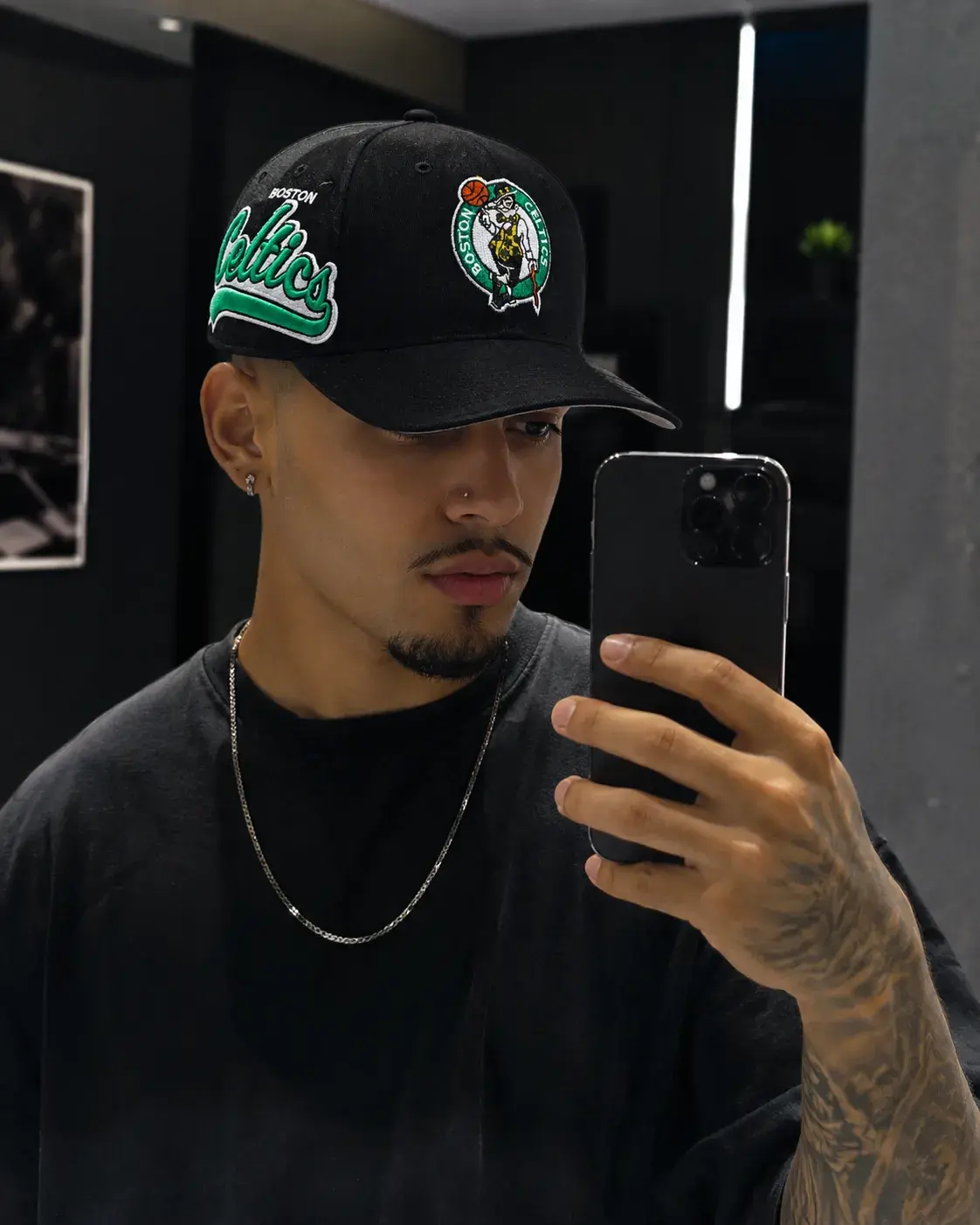 gorra negra celtics, logo celtics al lado (6)