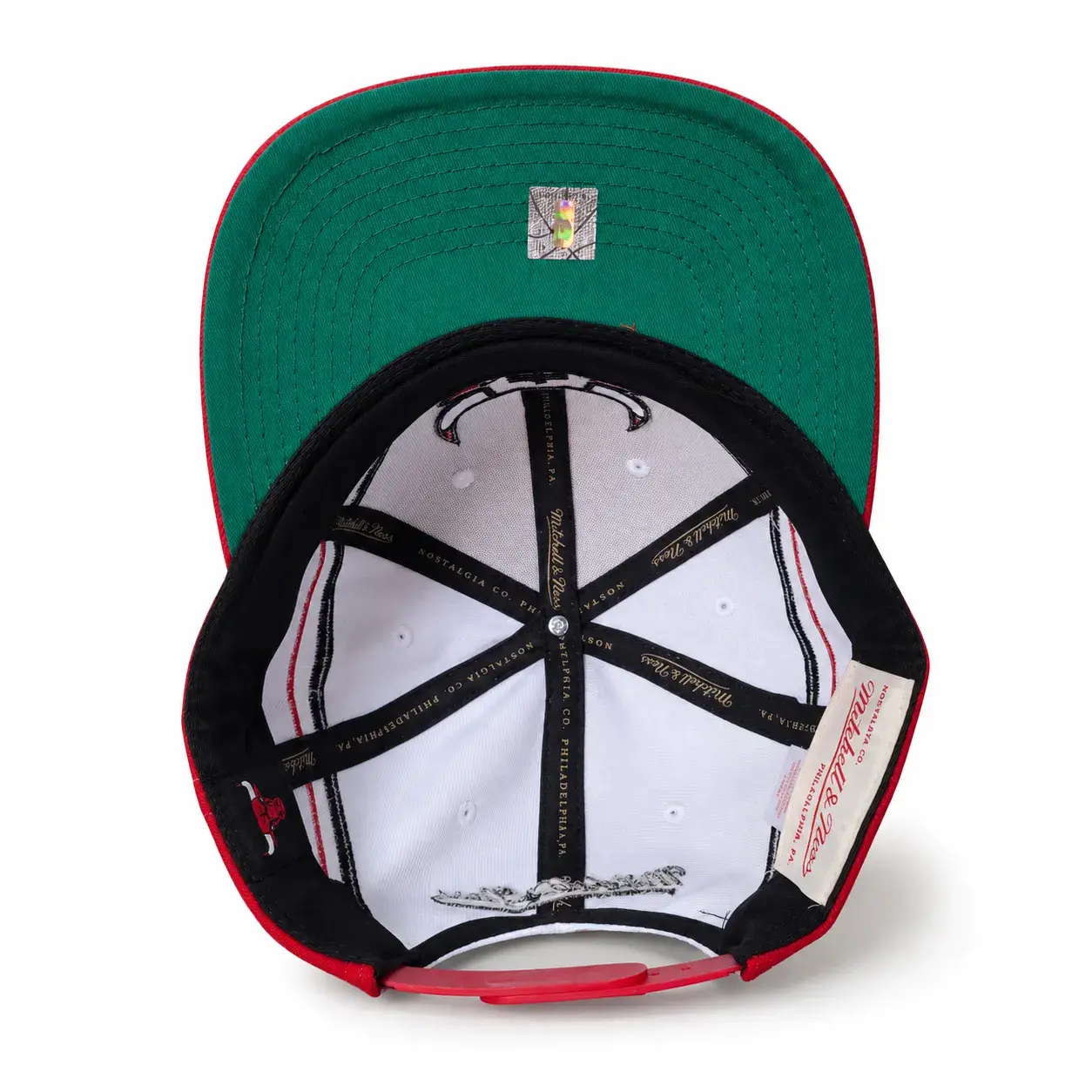 gorra plana chicago bulls roja, blanca, linea negra (2)